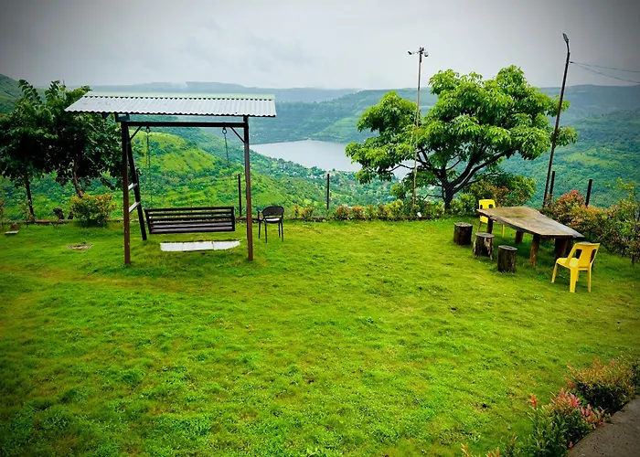 Paramount 3 Ac Bedrooms Hall Garden With Lake View Panchgani